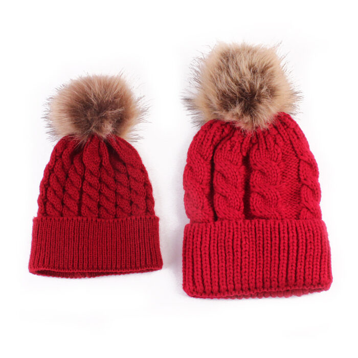 Ensemble chapeau d'hiver pour mère et enfant