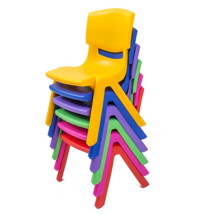 Chaise en plastique pour enfant